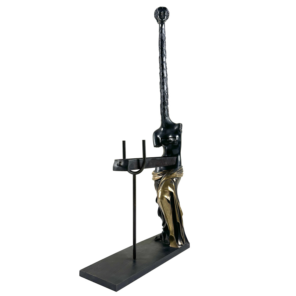 Venus à la Giraffe